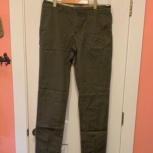 Signature Olive Green Chinos